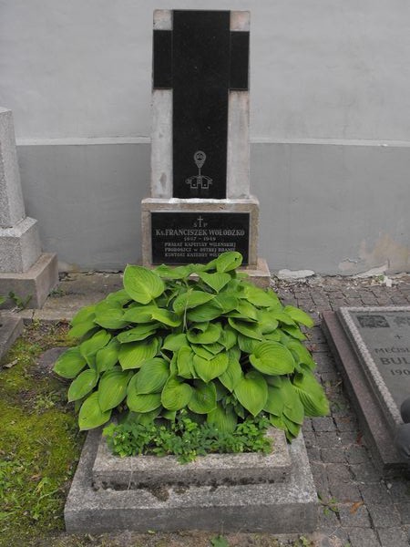 Tombstone of Franciszek Wołodźko, Na Rossie cemetery in Vilnius, as of 2013.