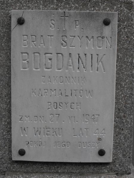 Fragment of the tombstone of Szymon Bogdanik, Na Rossie cemetery in Vilnius, as of 2013.