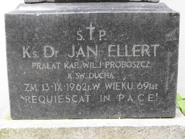 Fragment nagrobka Jana Ellerta, cmentarz Na Rossie w Wilnie, stan z 2013 r.