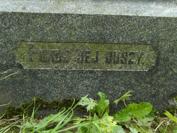 Fragment of Monika Romer's tombstone, Ross cemetery, as of 2013