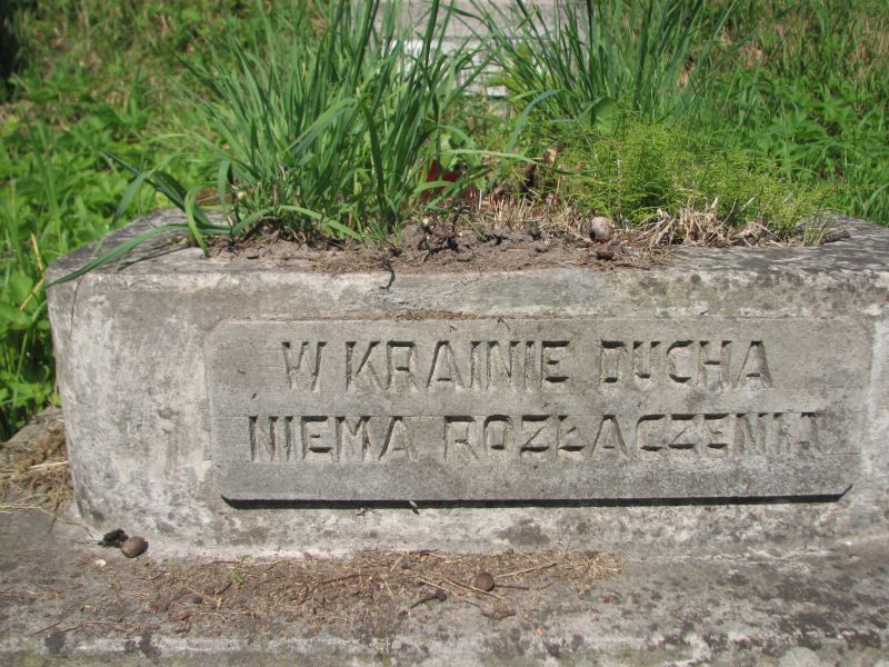 Tombstone of Aleksander Edward Stachowicz, Ross cemetery in Vilnius, as of 2013.