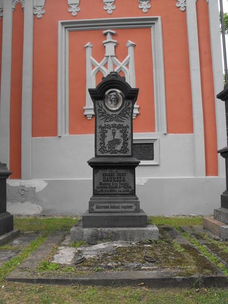 Tombstone of Jozef Dauksha, Na Rossie cemetery in Vilnius, as of 2013.