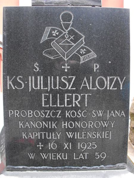 Fragment nagrobka Juliusza Ellerta, cmentarz Na Rossie w Wilnie, stan z 2013 r.