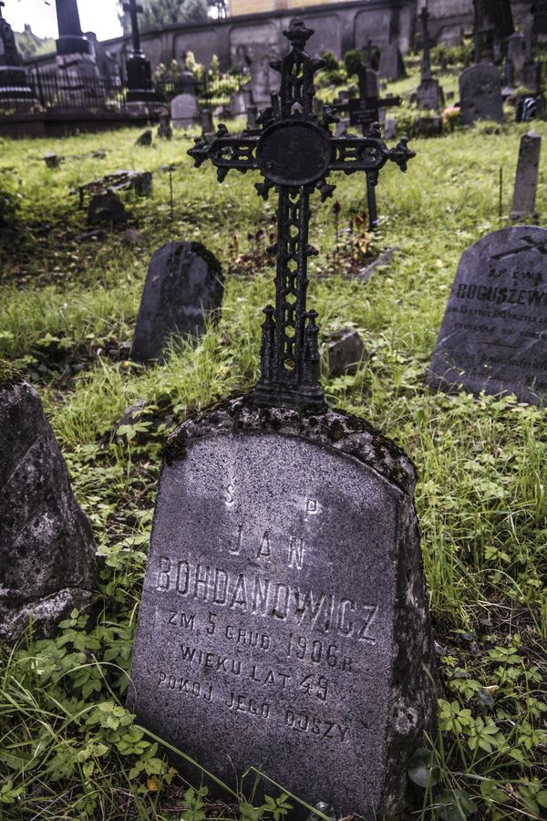Tombstone of Jan Bohdanowicz, Na Rossie cemetery in Vilnius, as of 2013.