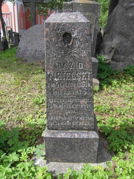 Nagrobek Kazimierza Pikielskiego, cmentarz na Rossie w Wilnie, stan z 2013 r.