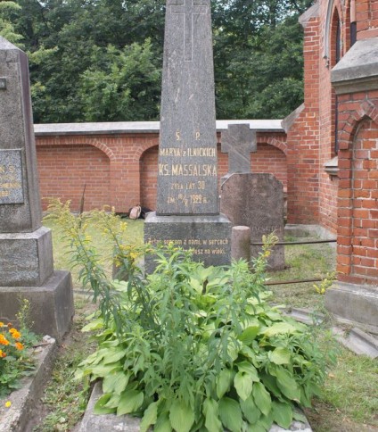Nagrobek Marii Massalskiej, cmentarz na Rossie, stan z 2013 roku