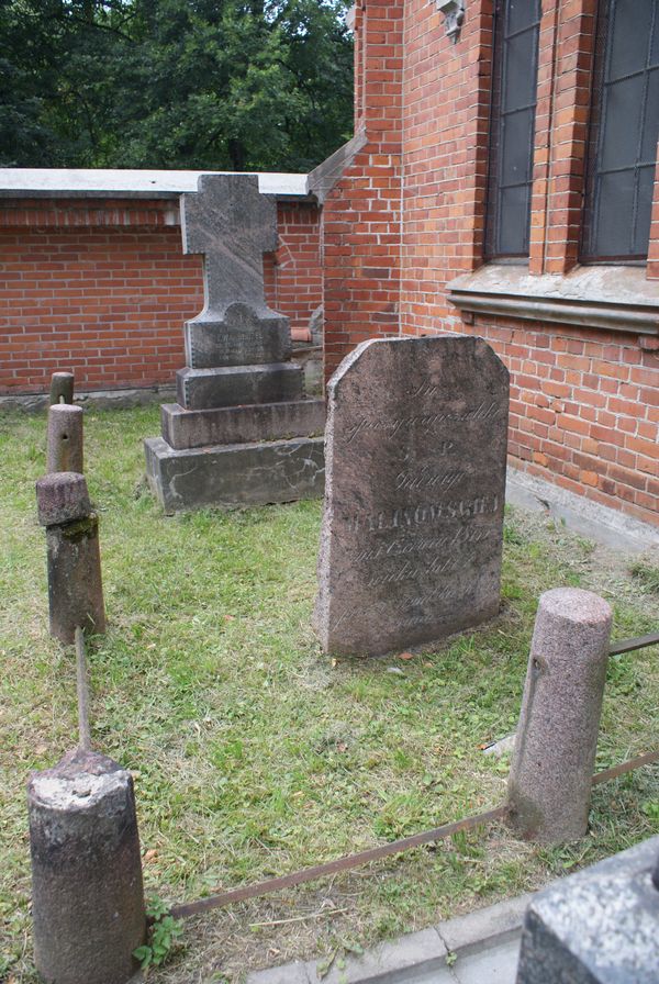 Tombstone of Jadwiga Malinowska, Ross cemetery, as of 2013