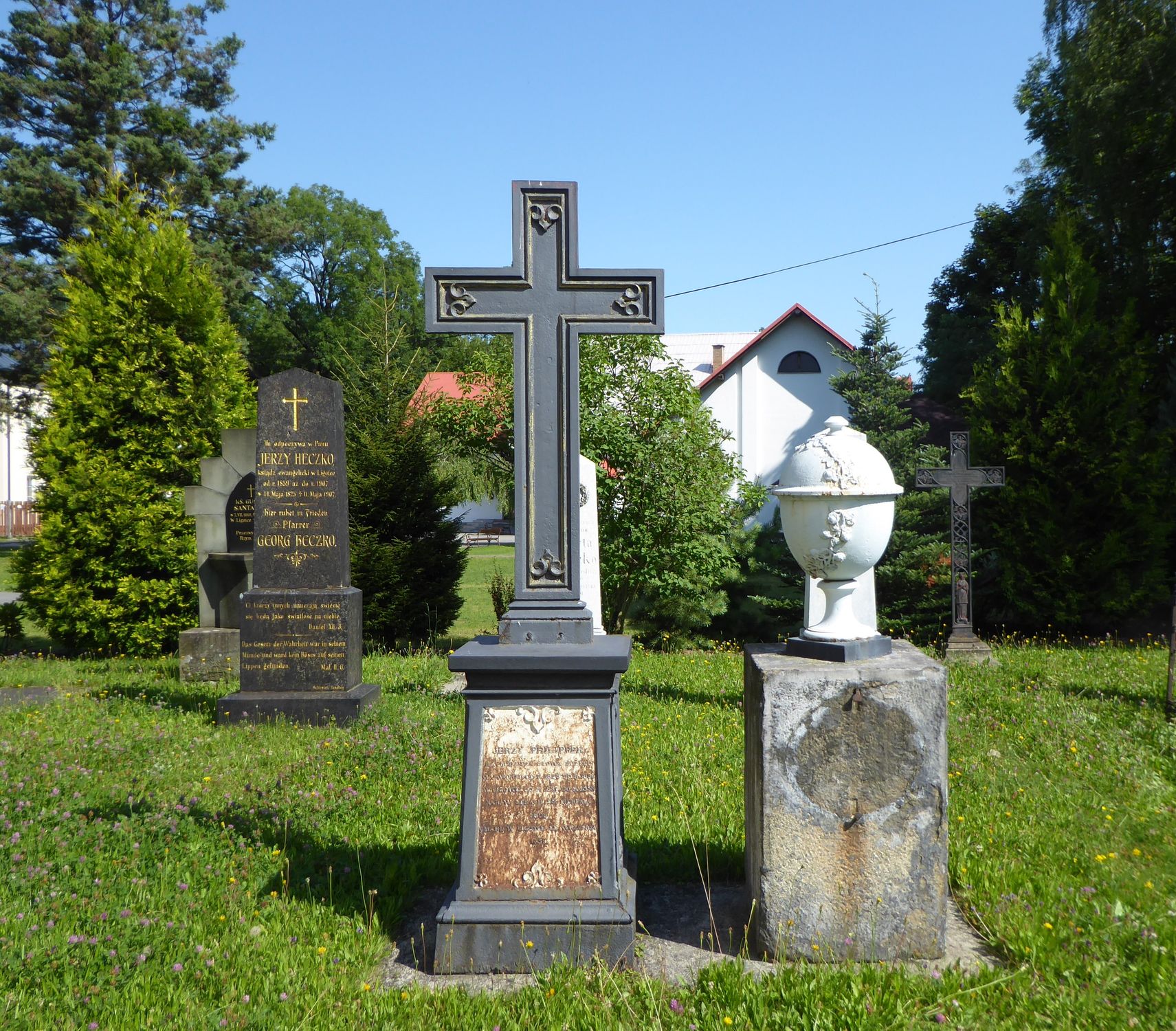 Tombstone of Jerzy Philippek from the cemetery of the Czech part of Těšín Silesia, as of 2022.