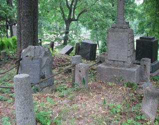 Nagrobek Janiny Łowmiańskiej, cmentarz na Rossie w Wilnie, stan na 2014 r.