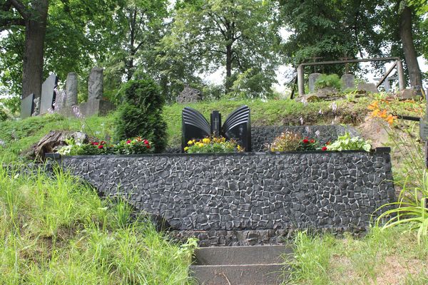 Grobowiec Apolonii Kozłowskiej, Ireny i Mieczysława Słomskich, Malwiny Zalewskiej, cmentarz Na Rossie w Wilnie, stan z 2013