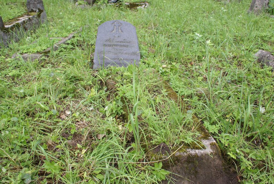 Nagrobek Aleksandra Gzowskiego, cmentarz Na Rossie w Wilnie, stan z 2013 r.