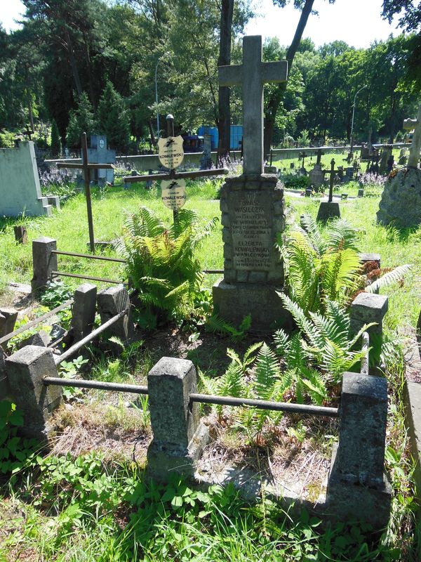 Tombstone of Elżbieta Kowalewska and Tomasz Wasilczyk, Na Rossie cemetery in Vilnius, as of 2013