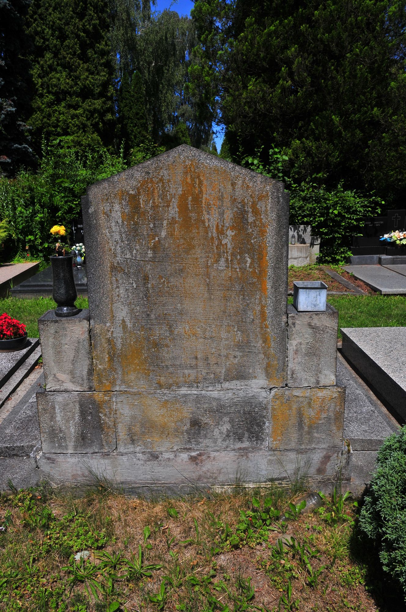 Tombstone of the Łukosz, Chlebek, Rykała families