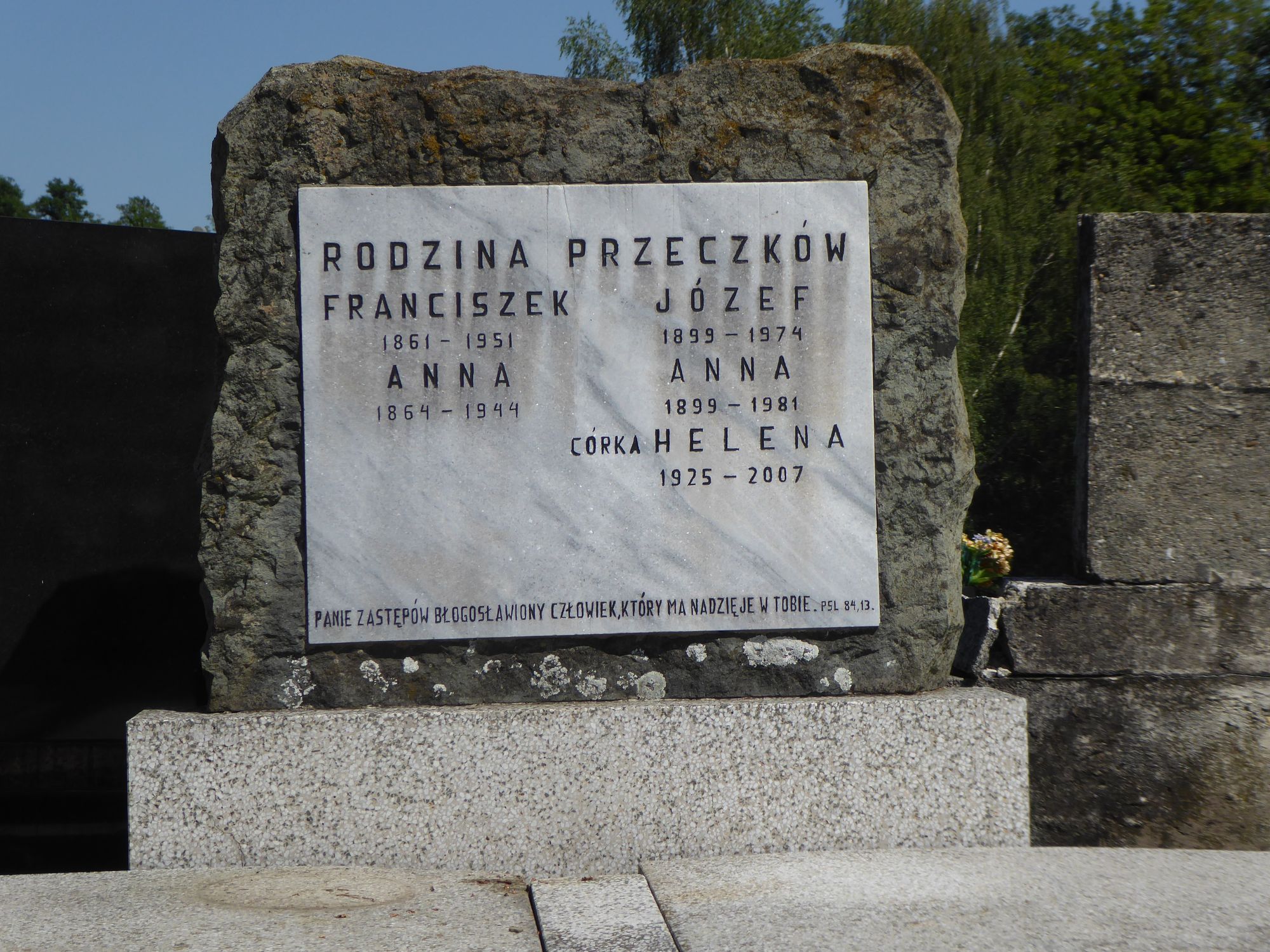 Fragment of the tomb of the Przeczk family from the cemetery of the Czech part of Těšín Silesia, as of 2022.