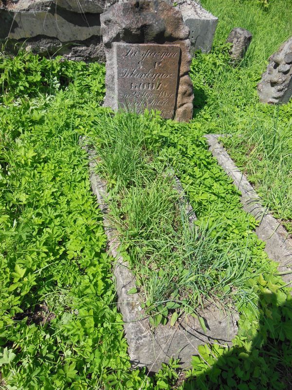 Tombstone of Klaudiusz Kodzia, Na Rossie cemetery in Vilnius, as of 2013