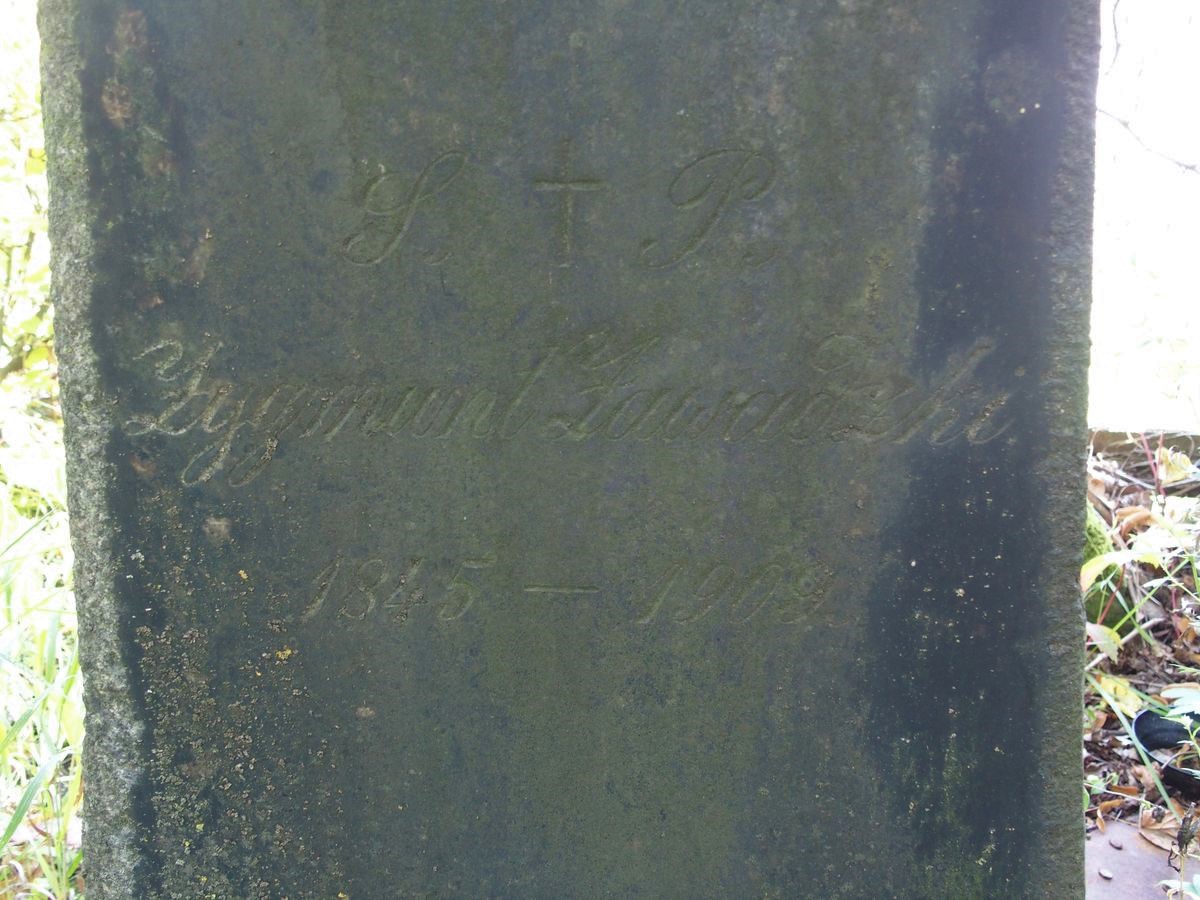 Inscription from the tombstone of Zygmunt Zawadzki, St Michael's cemetery in Riga, as of 2021.
