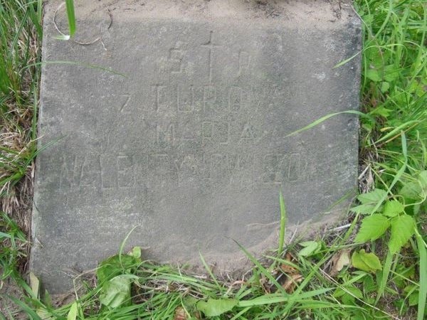 Fragment nagrobka Marii Walentynowicz, cmentarz na Rossie w Wilnie, stan z 2013