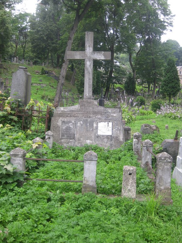 Grobowiec Jędrzeja Jankowskiego, Marii Mułakiewicz oraz Eugeniusza i Justyna Raszanowiczów, cmentarz na Rossie w Wilnie, stan z 2013
