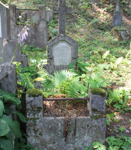 Nagrobek Wandy Sienkiewicz, cmentarz Na Rossie w Wilnie, stan z 2013