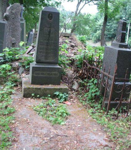 Nagrobek Jana Stabrowskiego, cmentarz na Rossie w Wilnie, stan na 2014 r.