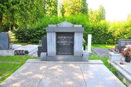 Nagrobek rodziny Pietrasz