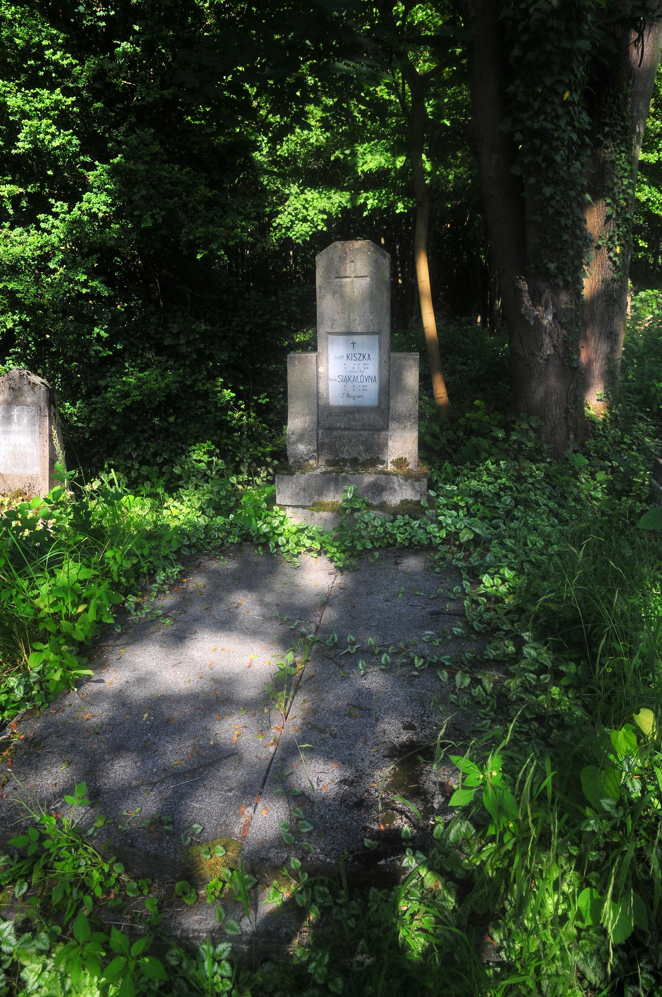 Tombstone of Juzef Kiszka, and Amalie Siakałóvna