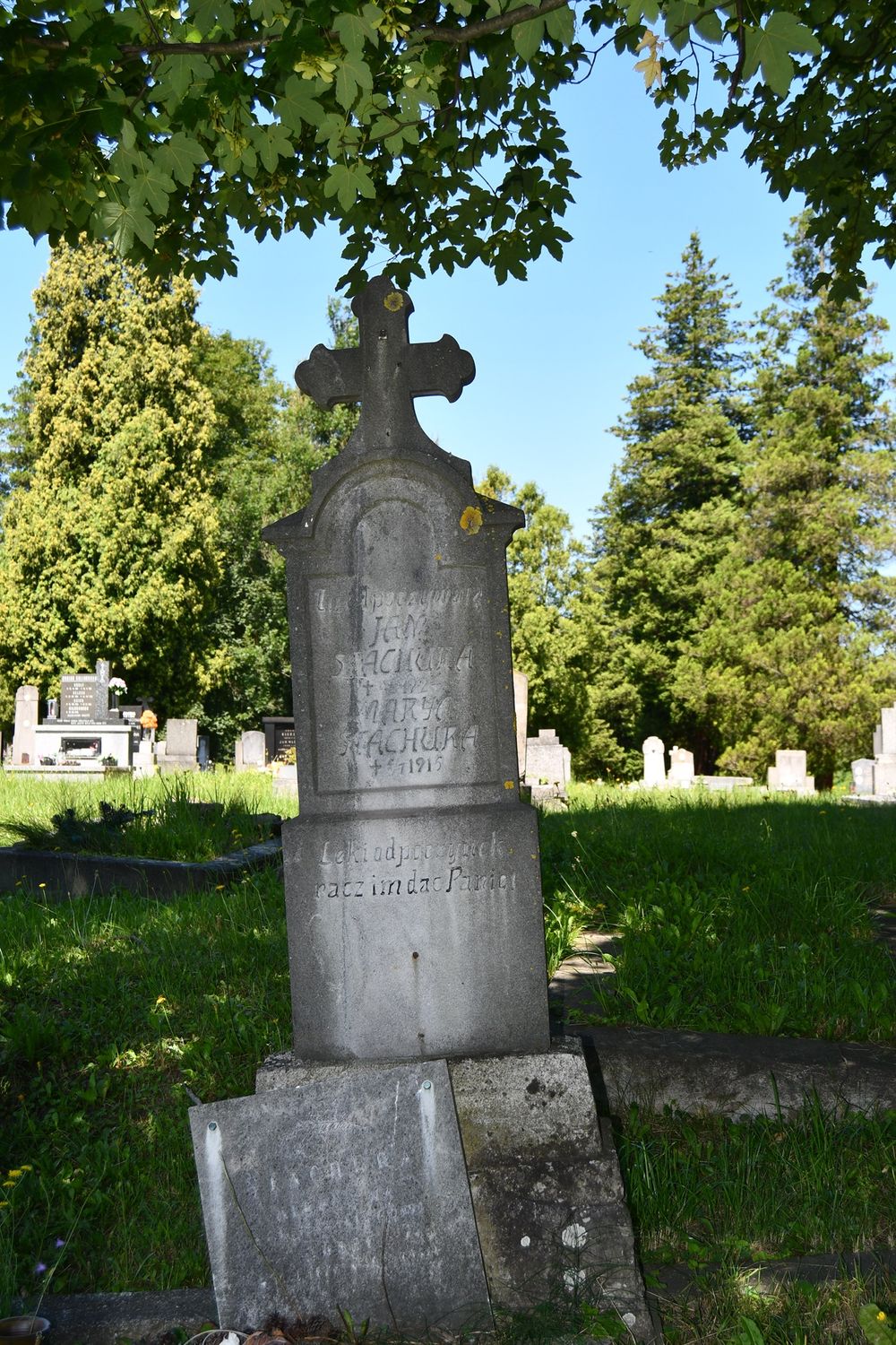 Fotografia przedstawiająca Tombstone of the Stachura family
