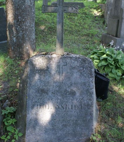 Nagrobek Tekli Dolińskiej, cmentarz na Rossie w Wilnie, stan z 2013 r.