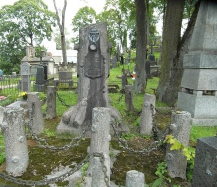 Nagrobek rodziny Ruszczyców, cmentarz Na Rossie w Wilnie, stan z 2013 r.