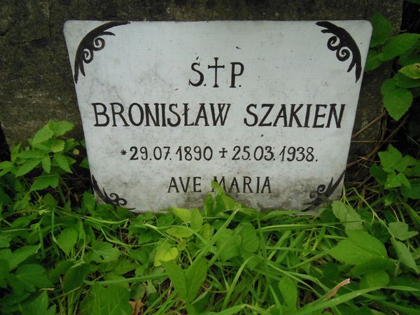 Tombstone of Bronislaw Shakien, Ross Cemetery in Vilnius, state 2013