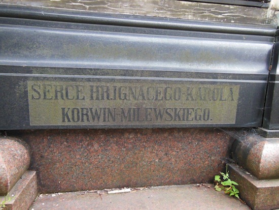 Fragment of the tomb of Veronika and Ignacy Korwin-Milewski, Na Rossa cemetery in Vilnius, as of 2013.