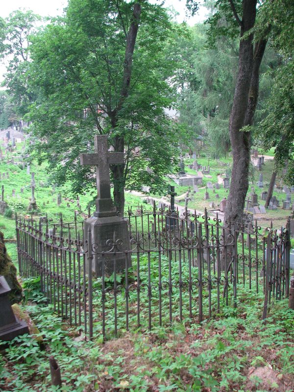 Tombstone of Adelaide Zawistowska, Ross cemetery in Vilnius, as of 2014.