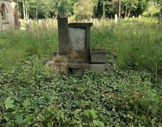 Nagrobek rodziny Gałgonka, i Karli Harpetowej