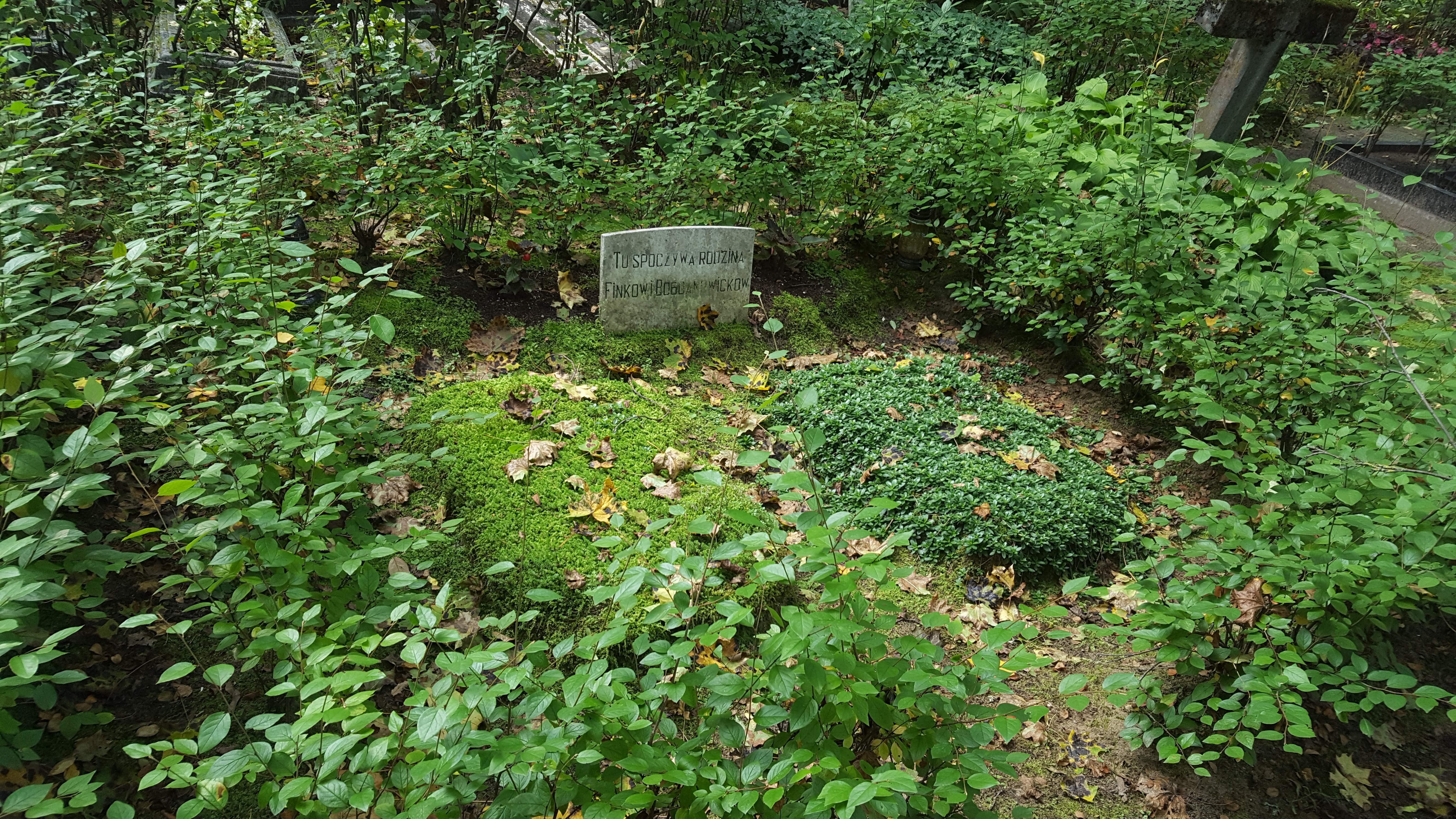 Tombstone of the Fink and Bogdanovic families, St Michael's cemetery in Riga, as of 2021.
