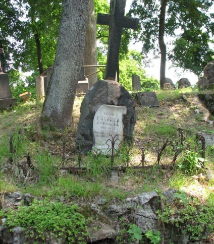 Nagrobek Bruna Sielanki, cmentarz na Rossie w Wilnie, stan na 2013 r.