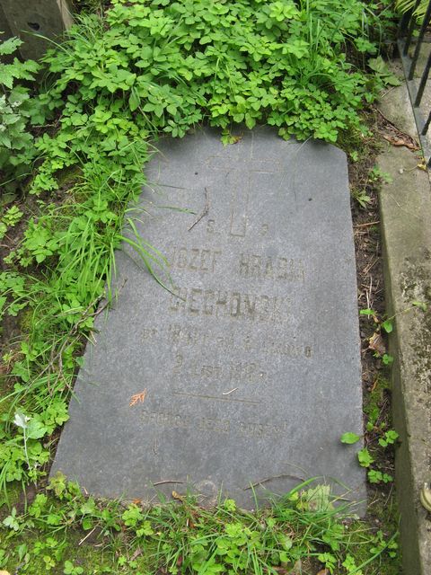 Tombstone of Jozef Ciechoński, Ross cemetery in Vilnius, as of 2013