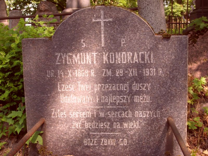 Tombstone of Zygmunt Kondracki, Ross Cemetery in Vilnius, as of 2013.