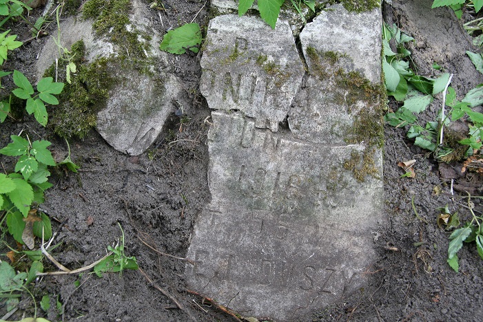 Inscription on the gravestone of Stanislaw Kowalewski, Ross Cemetery in Vilnius, as of 2013