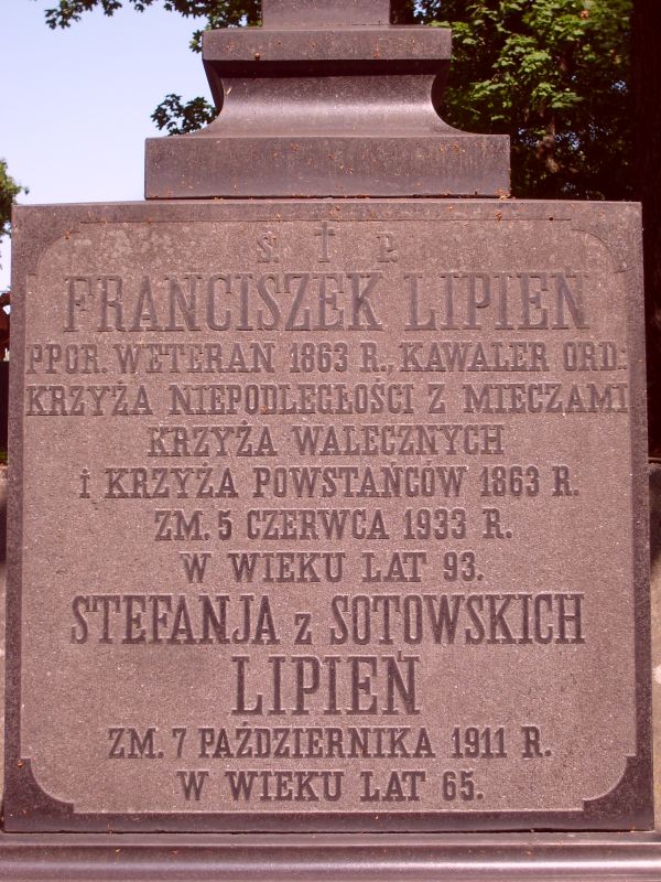 Grobowiec Franciszka i Stefanii Lipień, cmentarz na Rossie w Wilnie, stan na 2013 r.