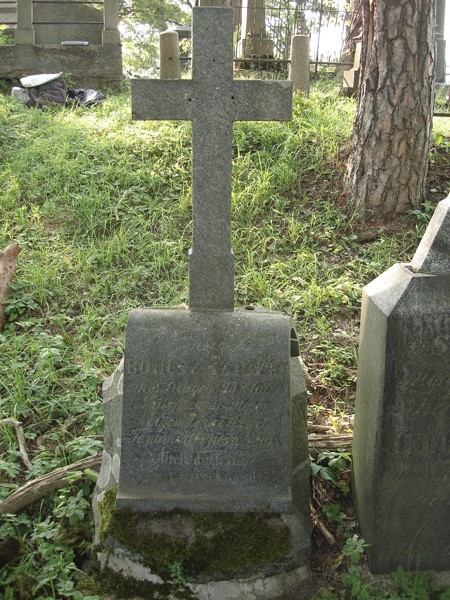 Tombstone of Julian Bohusz-Szyszka, Na Rossie cemetery in Vilnius, as of 2013