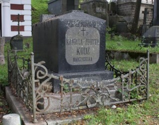Nagrobek Kamili Kodź, cmentarz na Rossie w Wilnie, stan z 2013