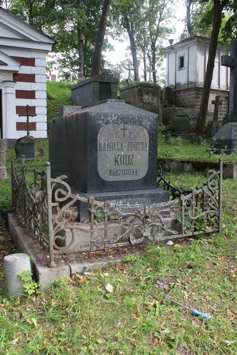 Tombstone of Kamila Kodź, Rossa cemetery in Vilnius, as of 2013