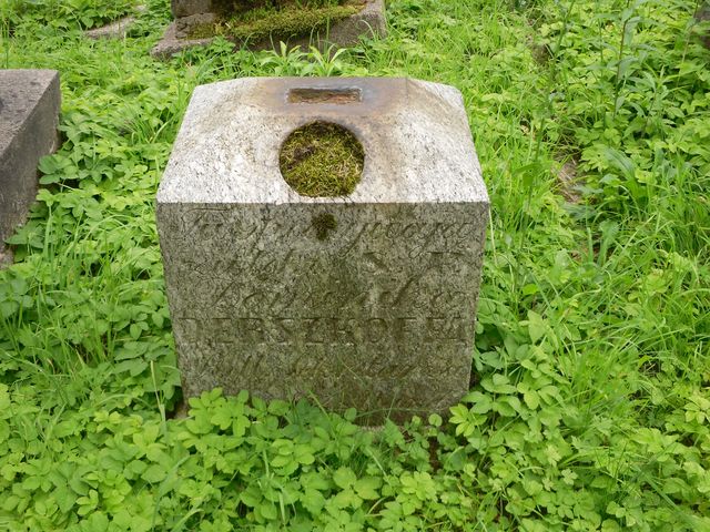 Tombstone of Dominik Derszkoff, Rossa cemetery in Vilnius, state before 2013