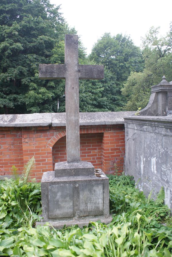Nagrobek Jana Andrzejewskiego, Konstancji i Józefa Rattal, cmentarz na Rossie, stan z 2013 roku