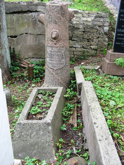 Tombstone of Kajetan Kurdzicz, Rossa cemetery in Vilnius, as of 2013