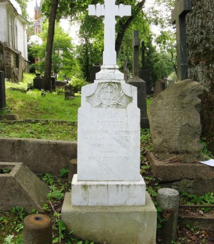 Nagrobek Adolfa Towgina, cmentarz na Rossie w Wilnie, stan z 2013