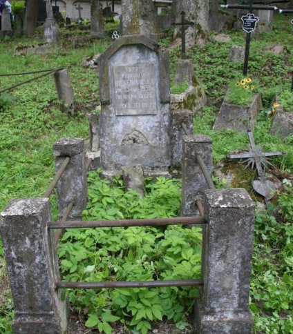 Nagrobek Petronelly Biereznowskiej, cmentarz na Rossie w Wilnie, stan z 2013