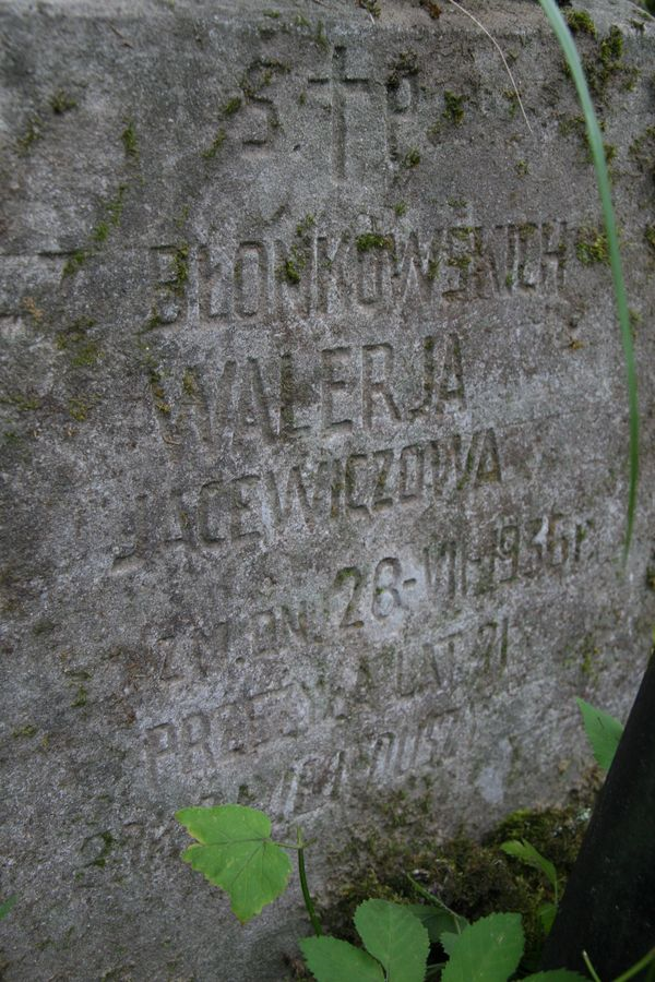 Inscription on the gravestone of Valeria Jacewicz, Rossa cemetery in Vilnius, as of 2013