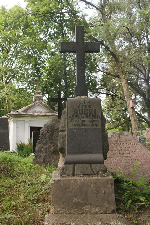Tombstone of Antoni Rucki, Na Rossie cemetery in Vilnius, as of 2013