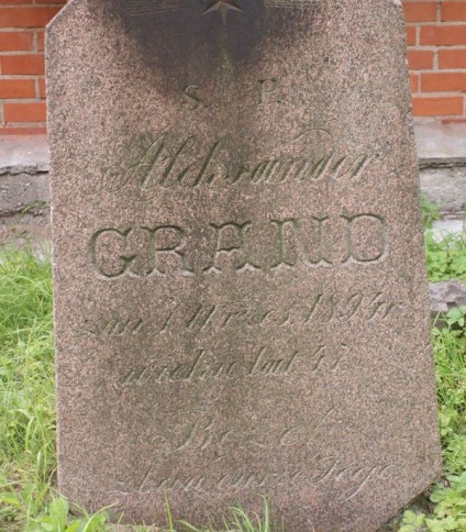 Nagrobek Aleksandra Granda, cmentarz na Rossie, stan z 2013 roku